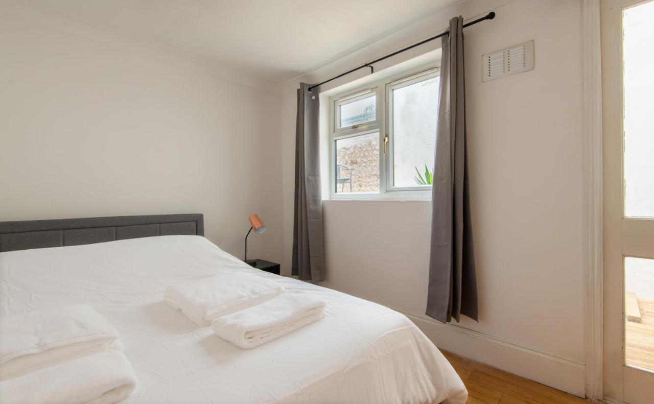 -Newly Refurbished- Stylish Apartment 5 Minutes From Station W Garden Brighton Exteriör bild